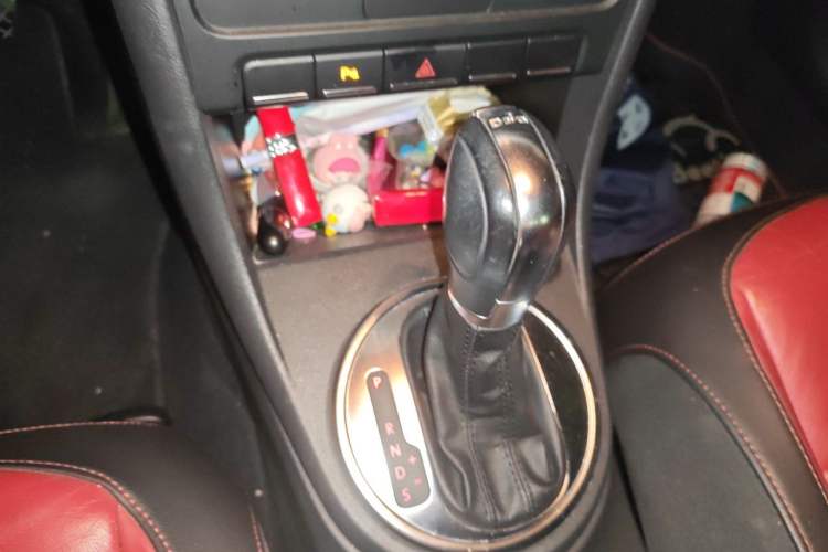 Used Volkswagen Beetle 2013 1.4 TSI Comfort Model Gear Lever