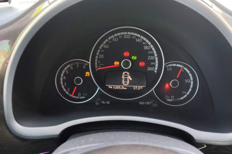 Used Volkswagen Beetle 2013 1.2TSI Fashion Edition Instrument Cluster