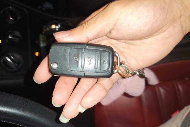 Used Volkswagen Beetle 2013 1.4 TSI Comfort Model Vehicle Key
