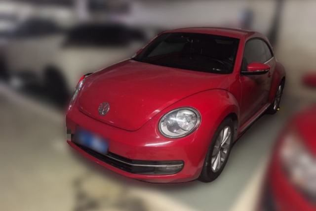 Ojetý Volkswagen Beetle 2013 1.4TSI Fashion Edition