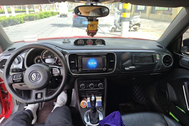 Used Volkswagen Beetle 2013 1.4TSI Luxury Model Center Console