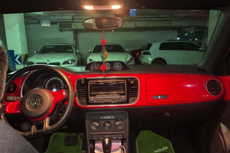 Used Volkswagen Beetle 2013 1.4TSI Fashion Edition Center Console