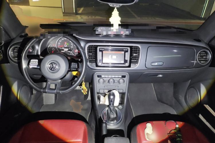 Used Volkswagen Beetle 2013 1.4TSI Luxury Model Center Console