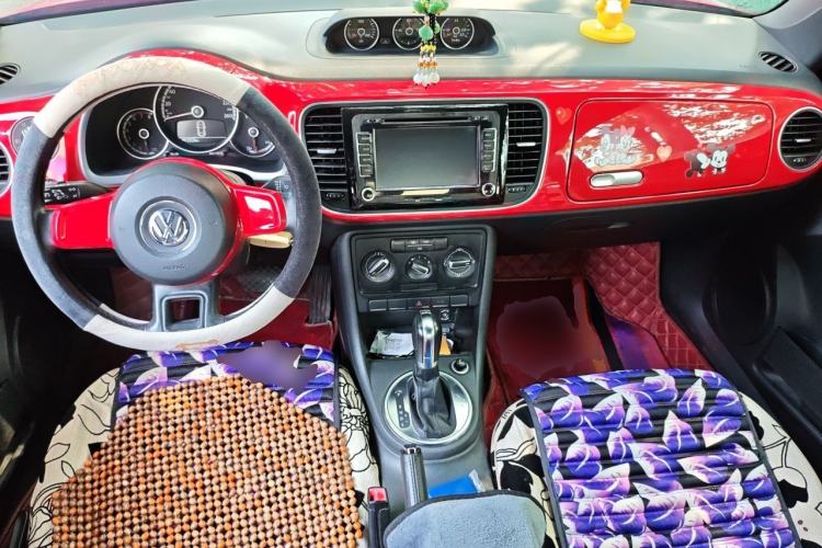 Used Volkswagen Beetle 2013 1.4TSI Fashion Edition Center Console