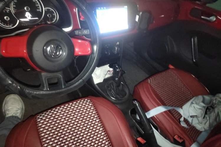 Used Volkswagen Beetle 2013 1.4TSI Fashion Edition Center Console