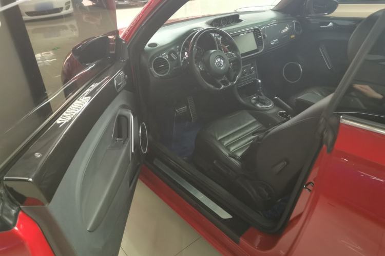 Used Volkswagen Beetle 2013 2.0 TSI Top-Trim Model Driver Seat