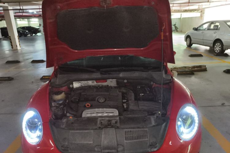 Used Volkswagen Beetle 2013 1.4 TSI Comfort Model Engine Bay