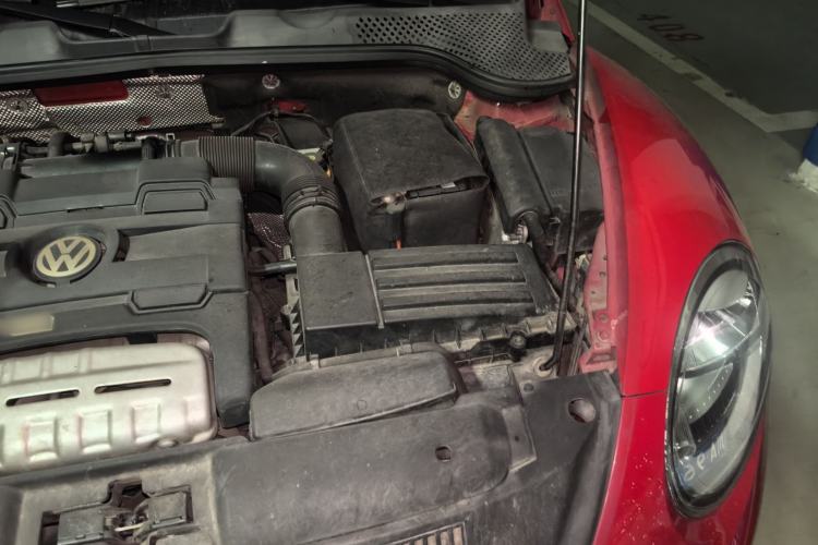 Used Volkswagen Beetle 2013 1.4TSI Fashion Edition Engine Bay Left