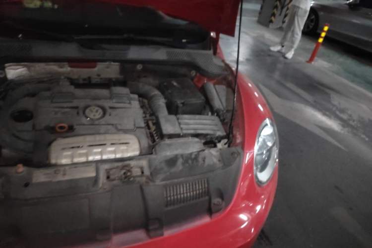 Used Volkswagen Beetle 2013 1.4TSI Fashion Edition Engine Bay Left