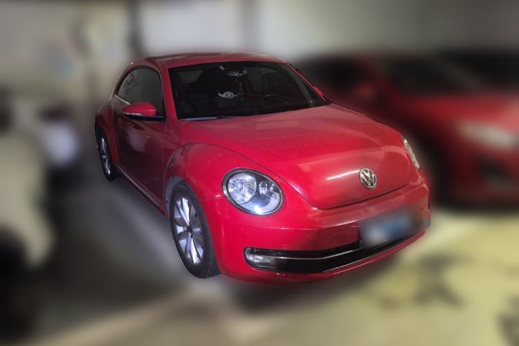 Used Volkswagen Beetle 2013 1.4TSI Fashion Edition Front Right 45 Deg