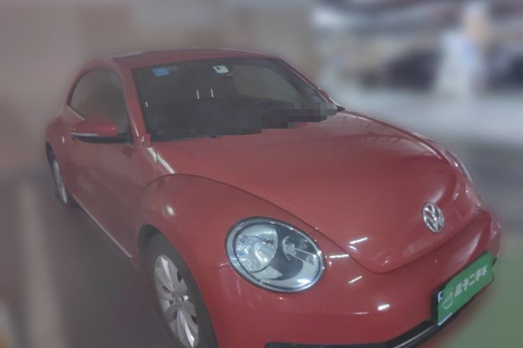 Used Volkswagen Beetle 2013 1.4TSI Fashion Edition Front Right 45 Deg