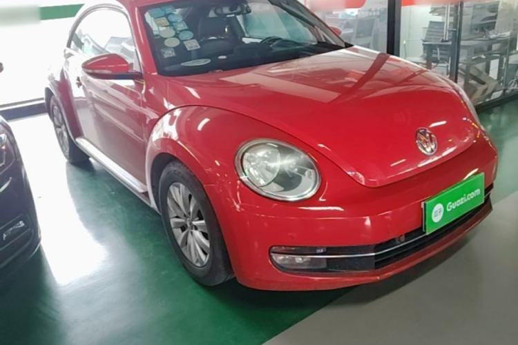 Used Volkswagen Beetle 2013 1.4TSI Fashion Edition Front Right 45 Deg
