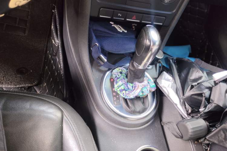 Used Volkswagen Beetle 2013 1.4 TSI Comfort Model Gear Lever