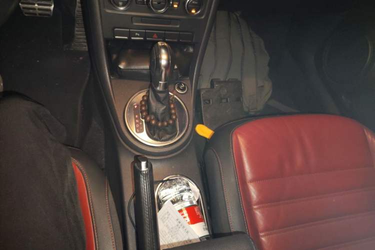 Used Volkswagen Beetle 2013 1.4TSI Luxury Model Gear Lever