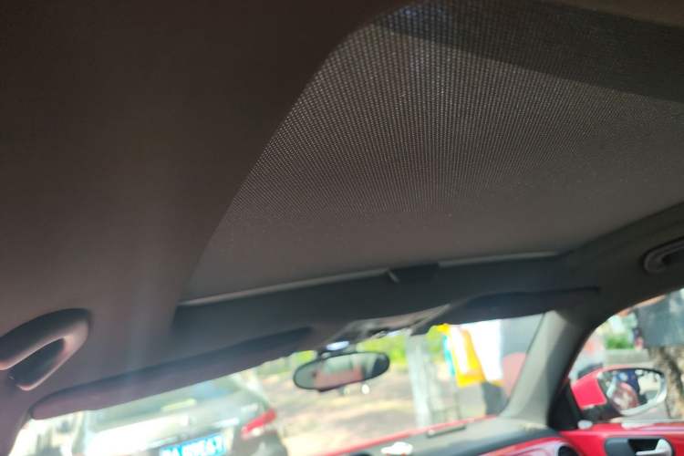 Used Volkswagen Beetle 2013 1.2TSI Comfort Model Headliner