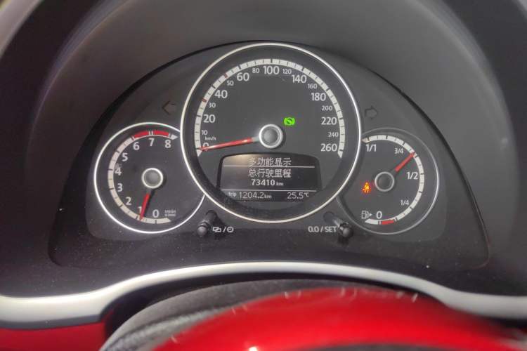 Used Volkswagen Beetle 2013 1.4TSI Fashion Edition Instrument Cluster