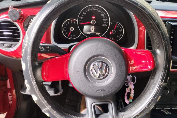 Used Volkswagen Beetle 2013 1.4 TSI Comfort Model Instrument Cluster
