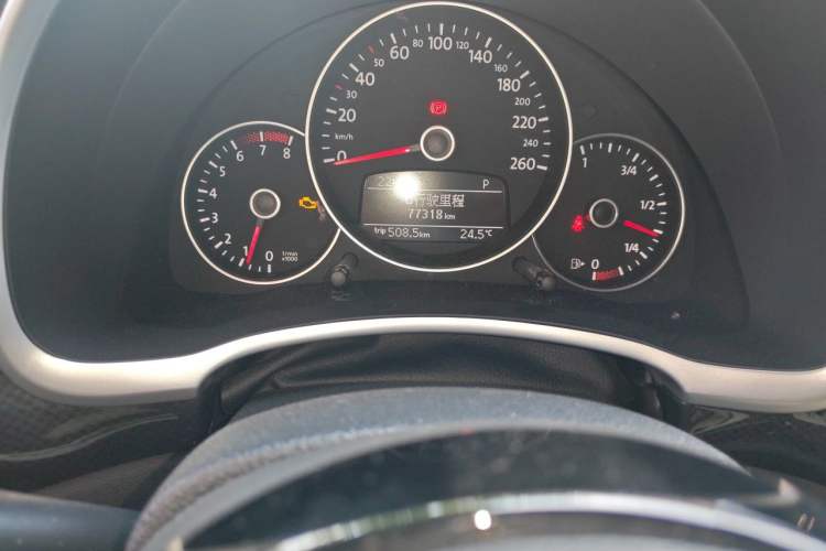 Used Volkswagen Beetle 2013 1.4TSI Luxury Model Instrument Cluster