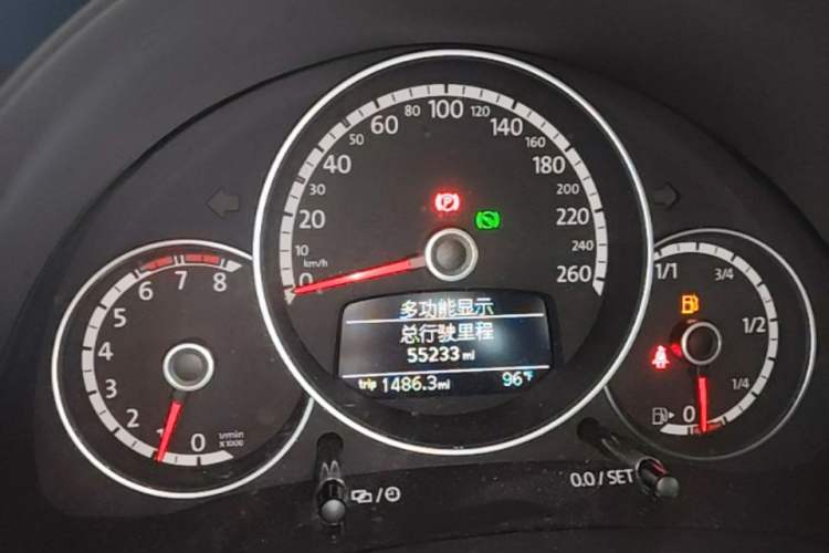 Used Volkswagen Beetle 2013 1.4TSI Fashion Edition Instrument Cluster