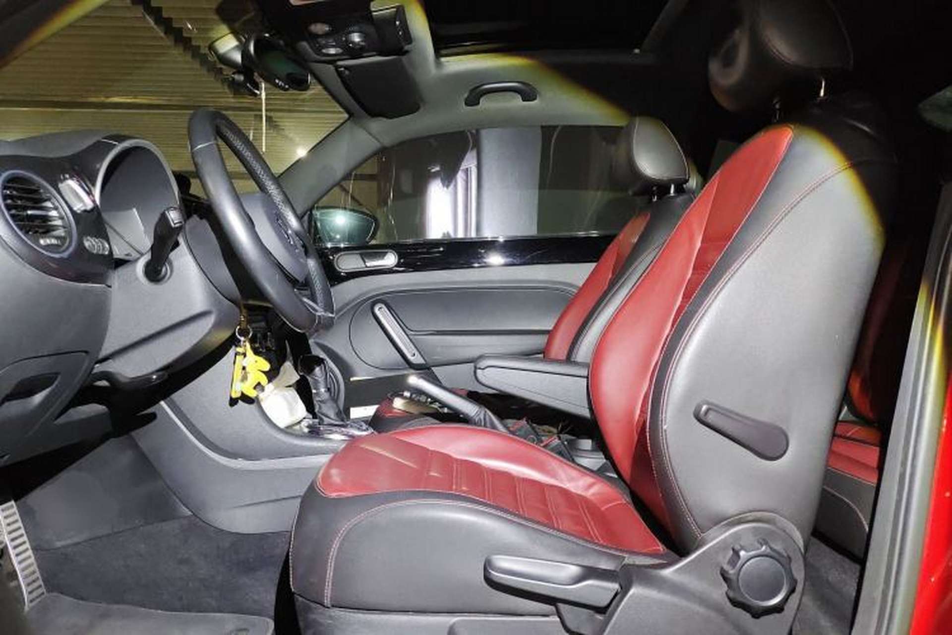Used Volkswagen Beetle 2013 1.4TSI Luxury Model Left Front Seat