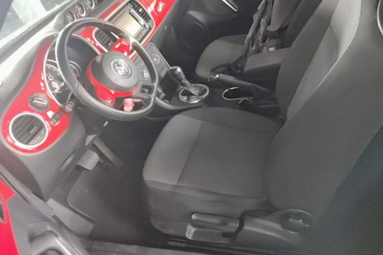 Used Volkswagen Beetle 2013 1.4TSI Fashion Edition Left Front Seat
