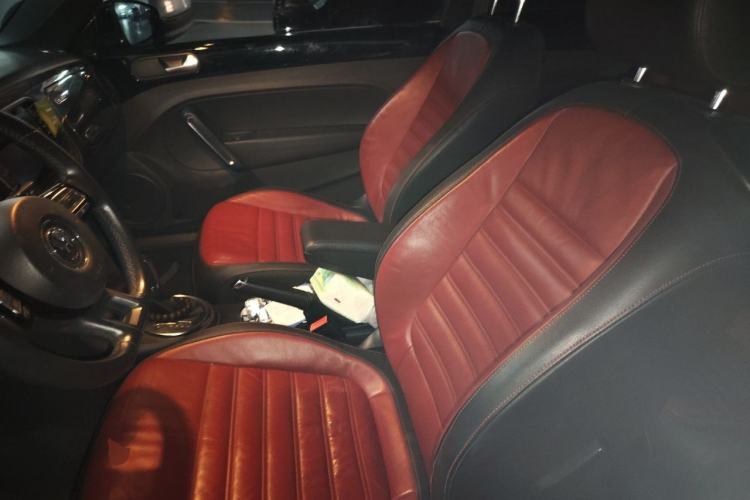 Used Volkswagen Beetle 2013 1.4TSI Luxury Model Left Front Seat