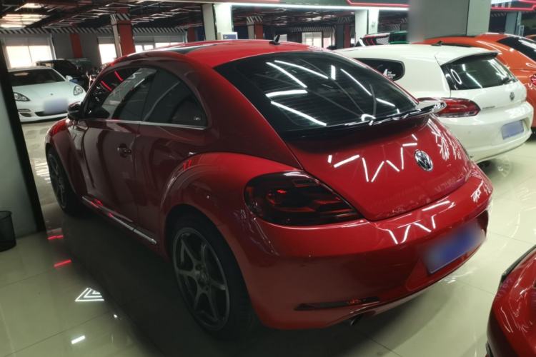 Used Volkswagen Beetle 2013 2.0 TSI Top-Trim Model Rear Left 45 Deg
