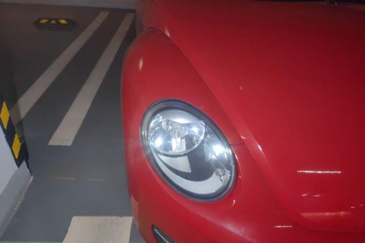 Used Volkswagen Beetle 2013 1.4TSI Fashion Edition Right Front Headlight