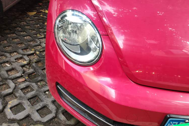Used Volkswagen Beetle 2013 1.4 TSI Comfort Model Right Front Headlight