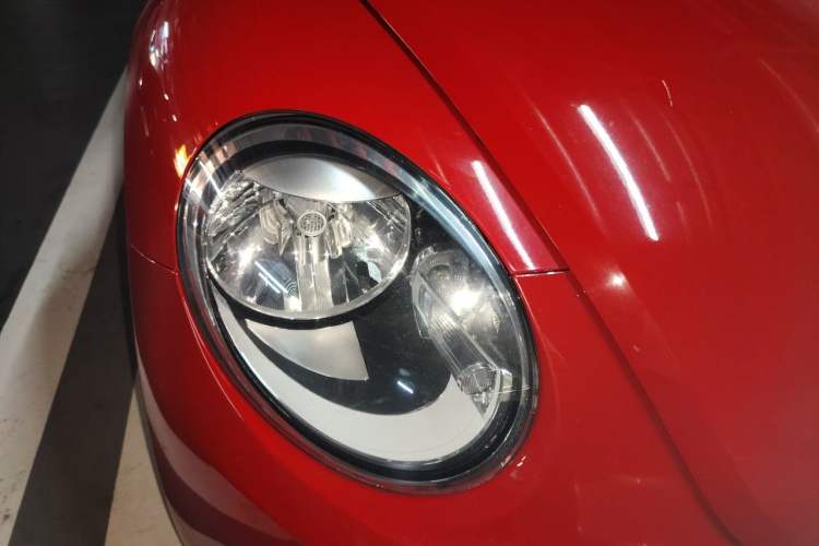 Used Volkswagen Beetle 2013 1.4TSI Luxury Model Right Front Headlight