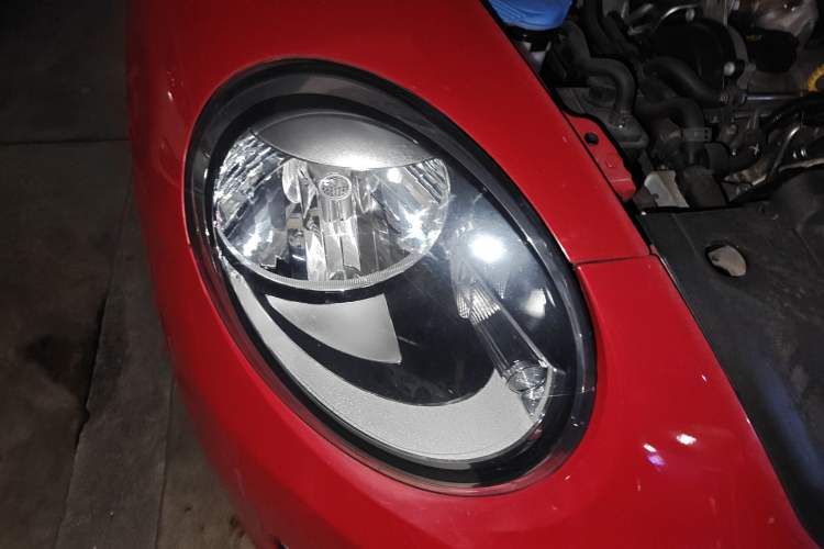 Used Volkswagen Beetle 2013 1.2TSI Fashion Edition Right Front Headlight