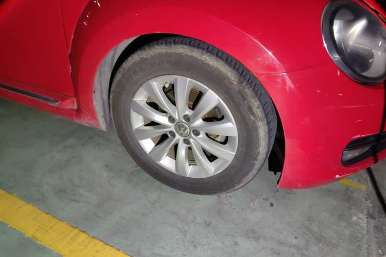 Used Volkswagen Beetle 2013 1.2TSI Fashion Edition Right Front Wheel Hub