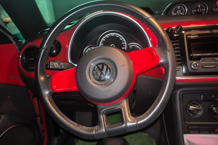Used Volkswagen Beetle 2013 1.4TSI Fashion Edition Steering Wheel