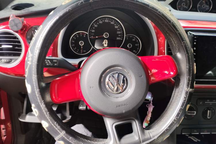 Used Volkswagen Beetle 2013 1.4 TSI Comfort Model Steering Wheel