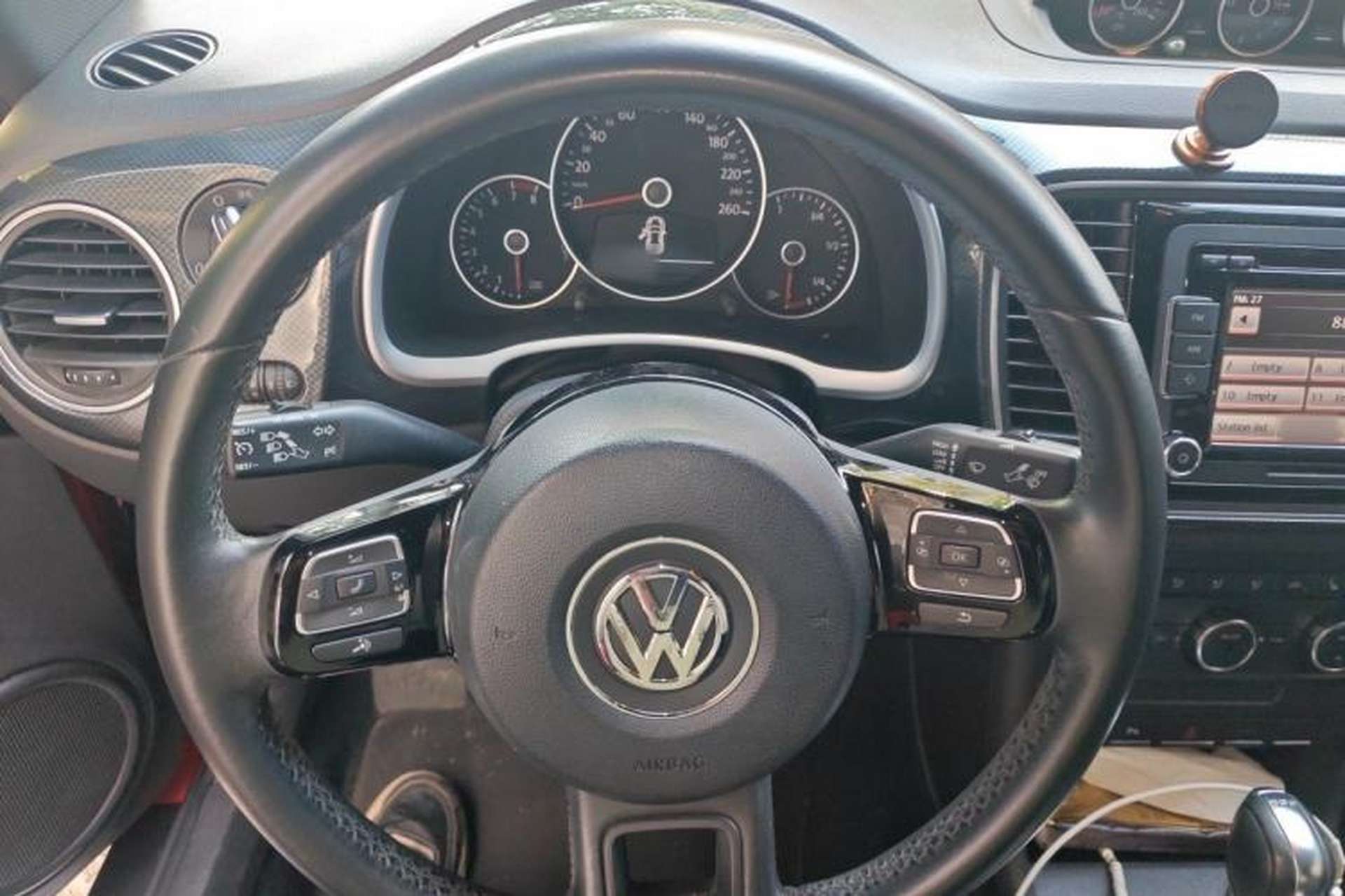 Used Volkswagen Beetle 2013 1.4TSI Luxury Model Steering Wheel