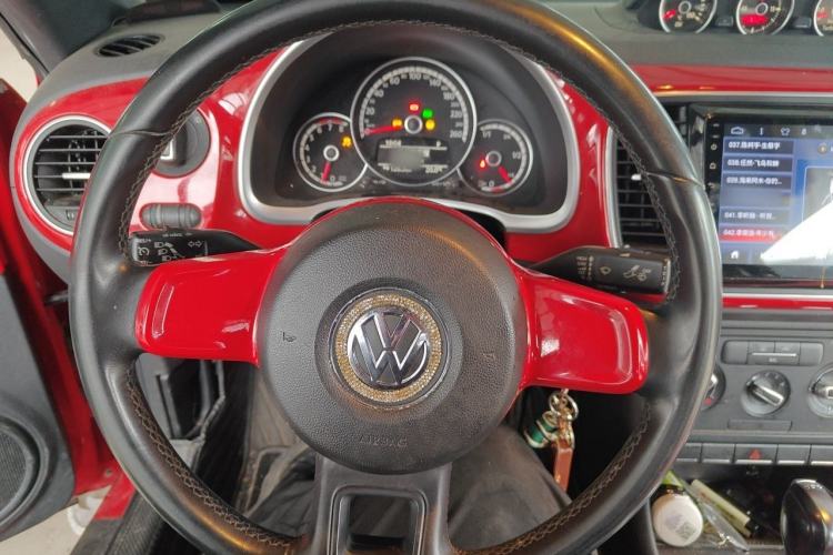 Used Volkswagen Beetle 2013 1.4TSI Fashion Edition Steering Wheel