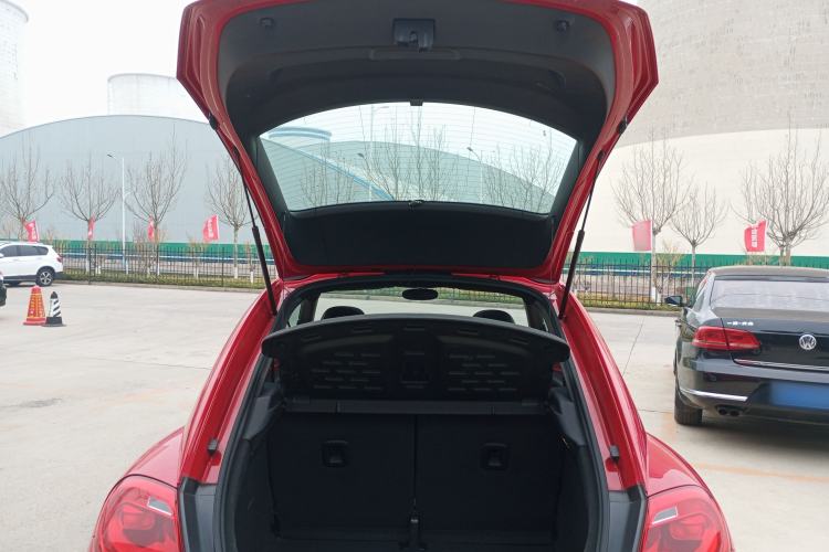 Used Volkswagen Beetle 2013 1.2TSI Comfort Model Trunk