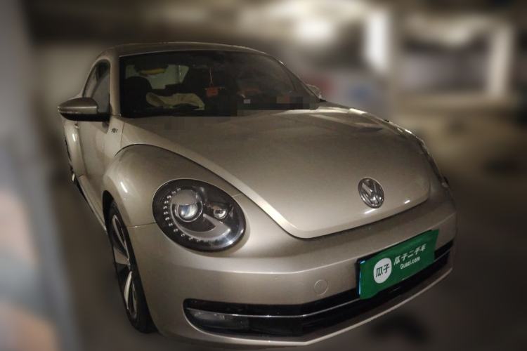 Used Volkswagen Beetle 2013 1.4TSI Fashion Edition Front Right 45 Deg