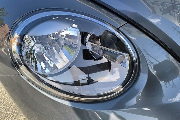 Used Volkswagen Beetle 2013 1.2TSI Comfort Model Right Front Headlight