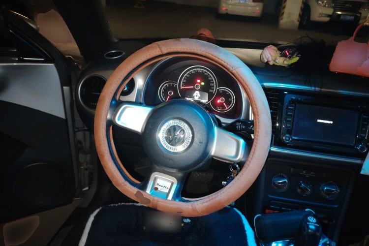 Used Volkswagen Beetle 2013 1.4TSI Fashion Edition Steering Wheel