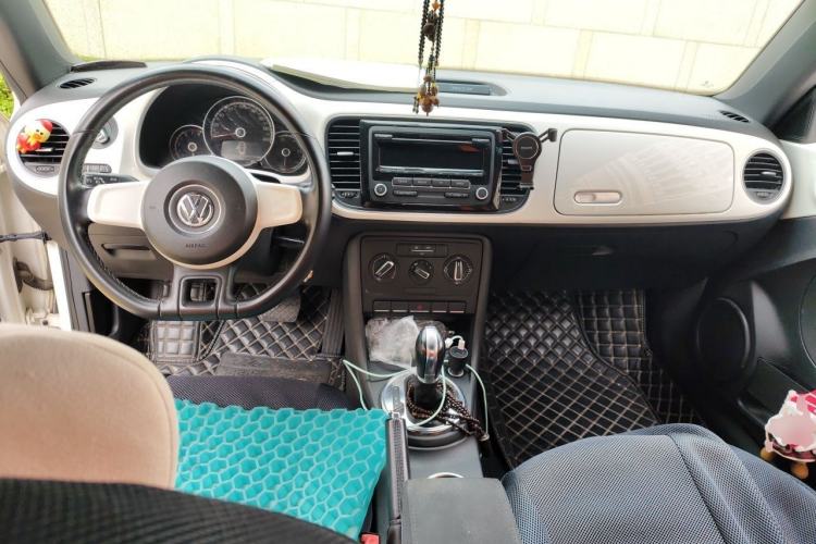 Used Volkswagen Beetle 2013 1.2TSI Fashion Edition Center Console