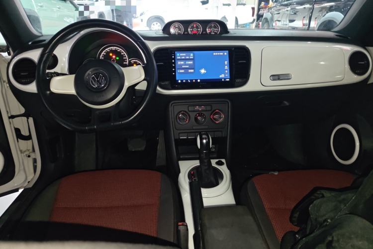 Used Volkswagen Beetle 2013 1.4TSI Fashion Edition Center Console