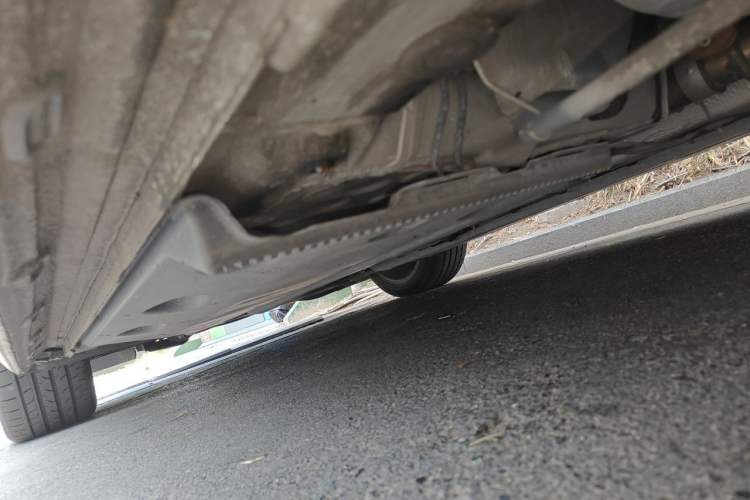 Used Volkswagen Beetle 2013 2.0 TSI Top-Trim Model Chassis Rear Left