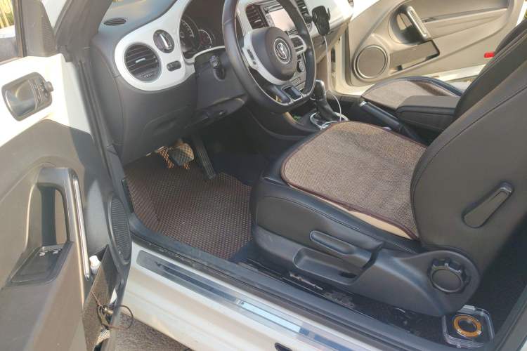 Used Volkswagen Beetle 2013 1.4TSI R-Line
