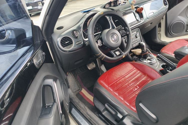 Used Volkswagen Beetle 2013 1.4TSI Luxury Model Driver Seat