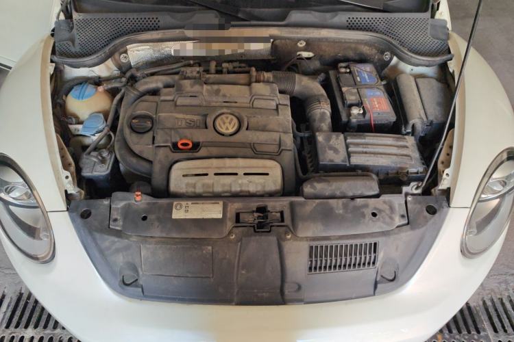 Used Volkswagen Beetle 2013 1.4 TSI Comfort Model Engine Bay