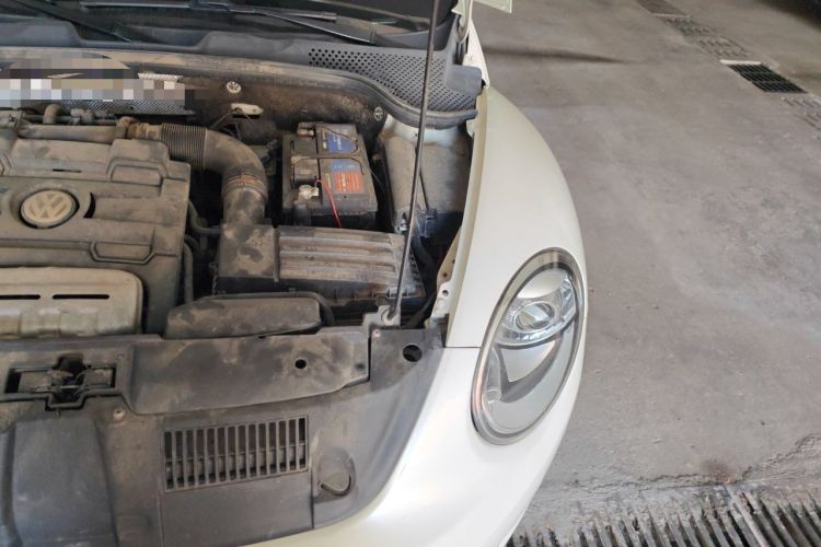 Used Volkswagen Beetle 2013 1.4 TSI Comfort Model Engine Bay Left
