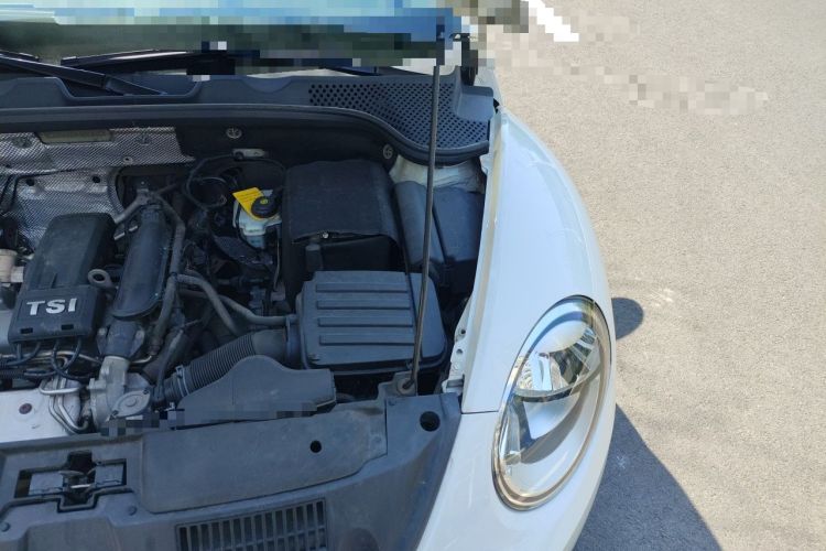 Used Volkswagen Beetle 2013 1.2TSI Fashion Edition Engine Bay Left