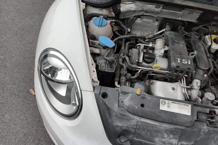 Used Volkswagen Beetle 2013 1.2TSI Comfort Model Engine Bay Right