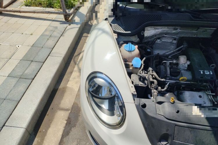 Used Volkswagen Beetle 2013 1.2TSI Fashion Edition Engine Bay Right